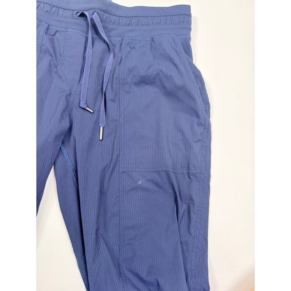 Lululemon Navy Blue Adjustable Hem Jogger Pants 8 Minimalist Athleisure Travel - Picture 7 of 13